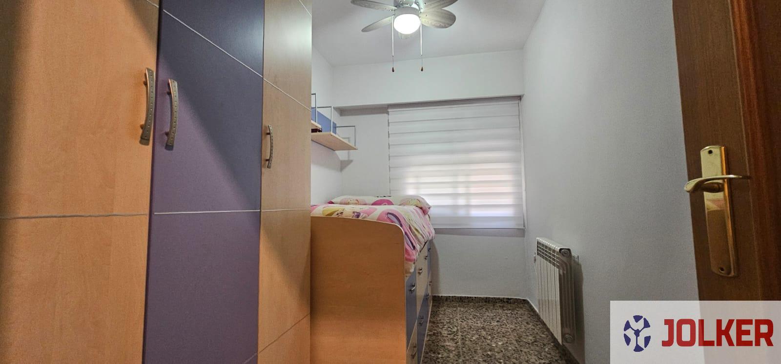 For sale of flat in Burriana