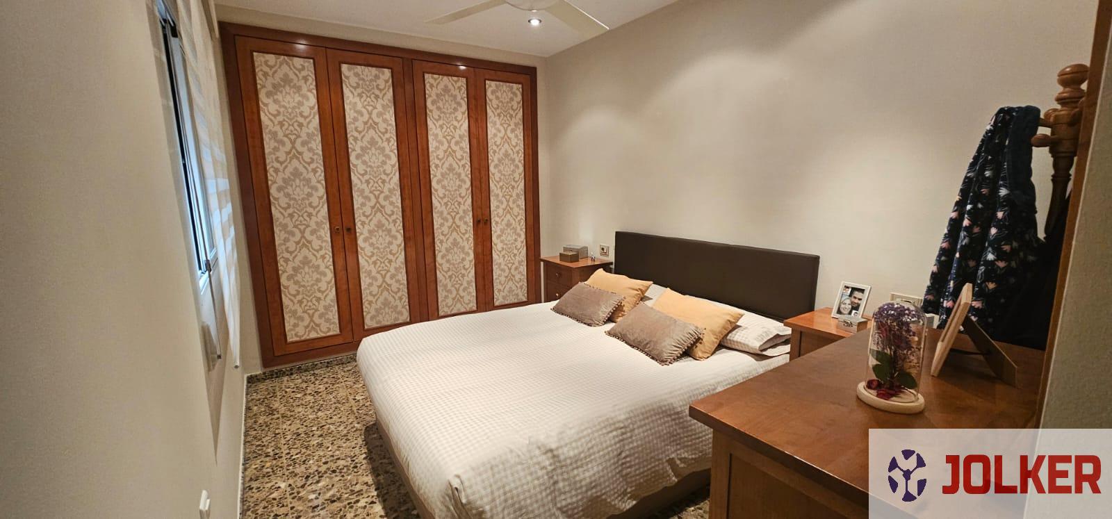 For sale of flat in Burriana