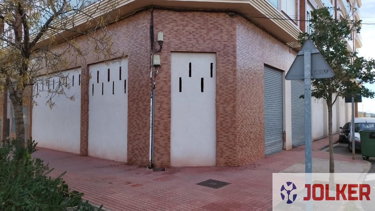 For sale of commercial in Vall d Uixó