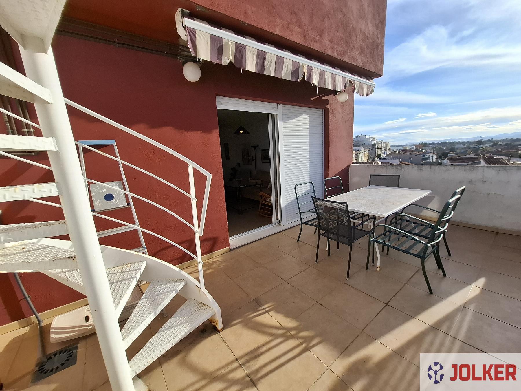 For sale of penthouse in Burriana