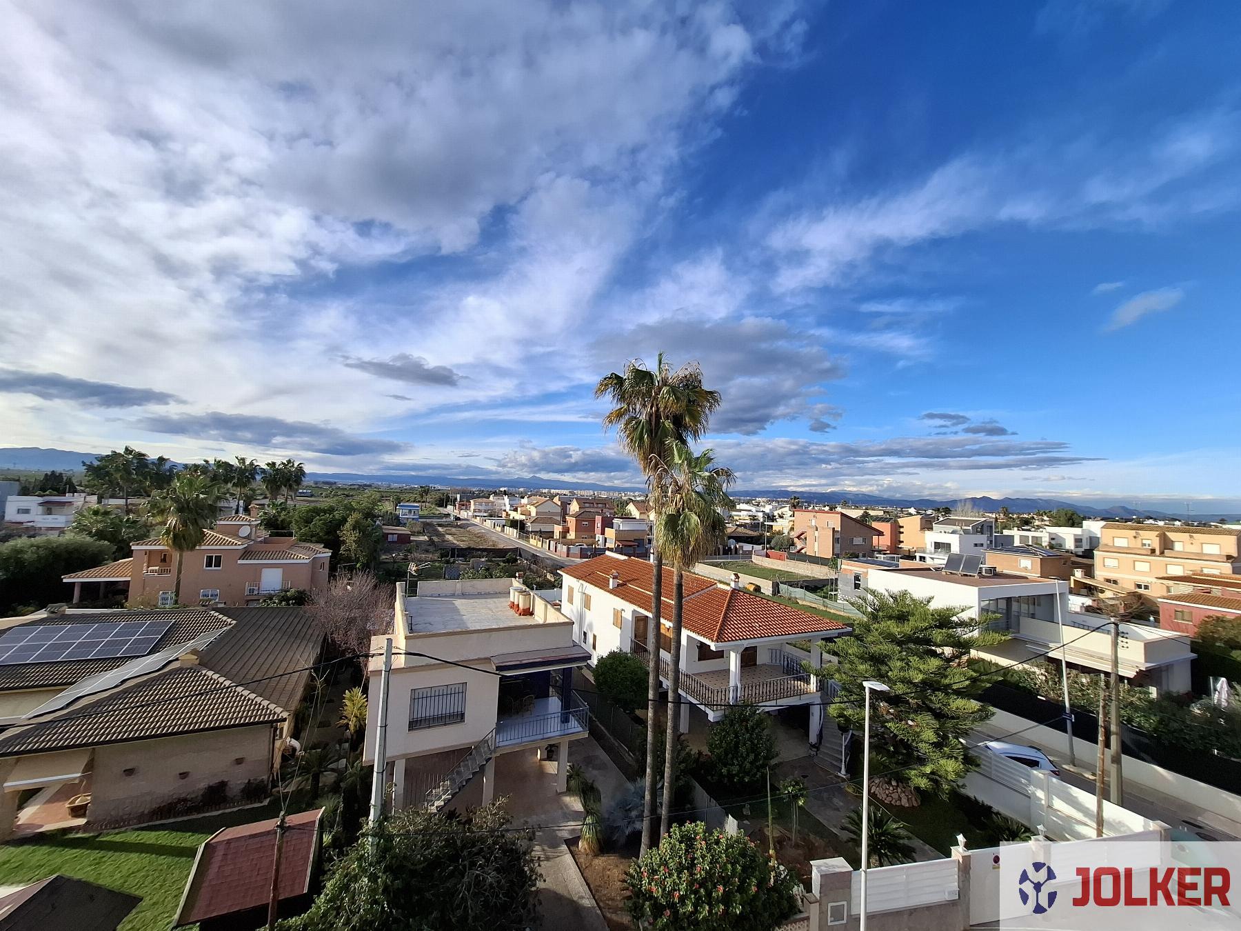 For sale of penthouse in Burriana