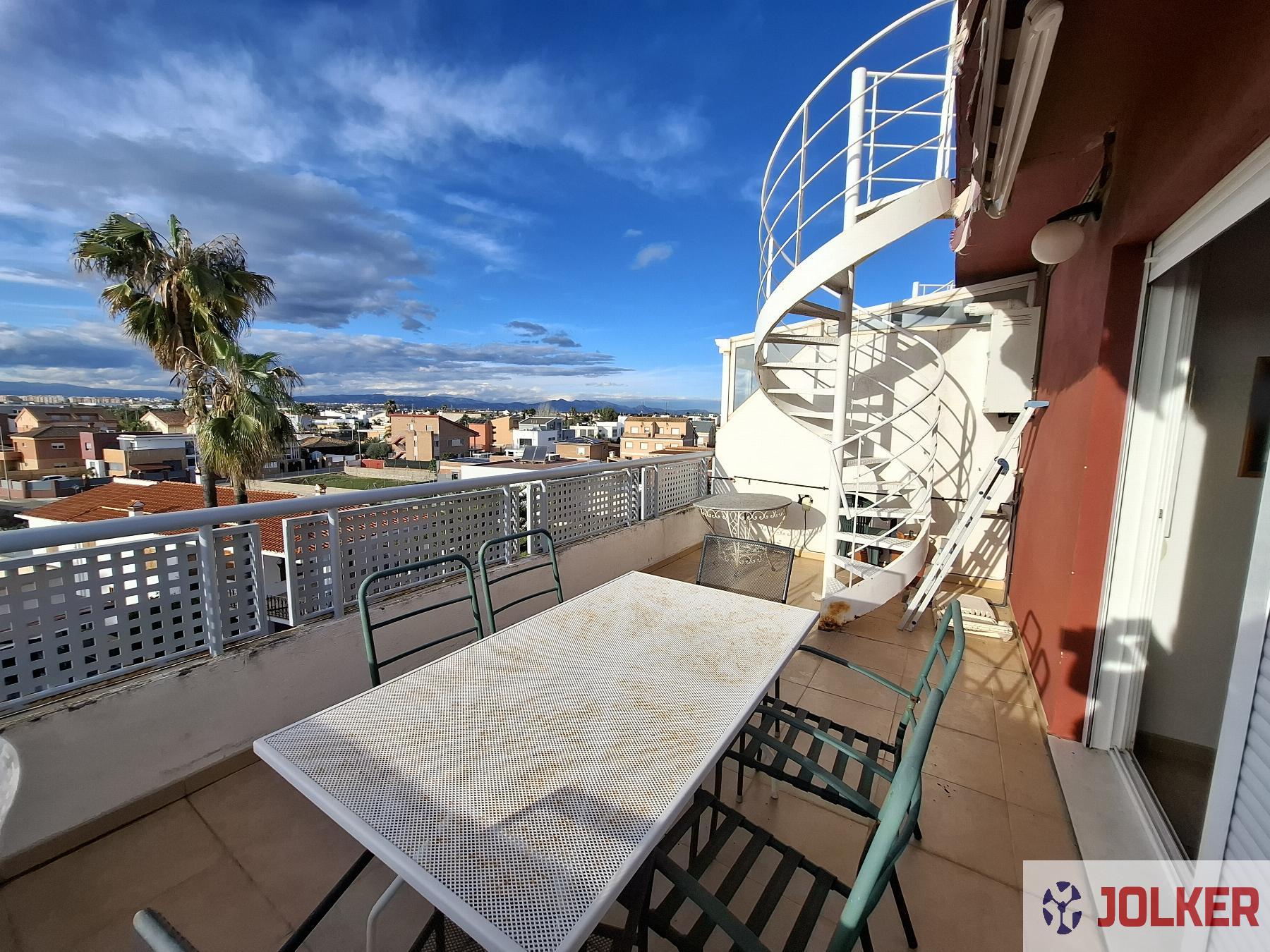 For sale of penthouse in Burriana