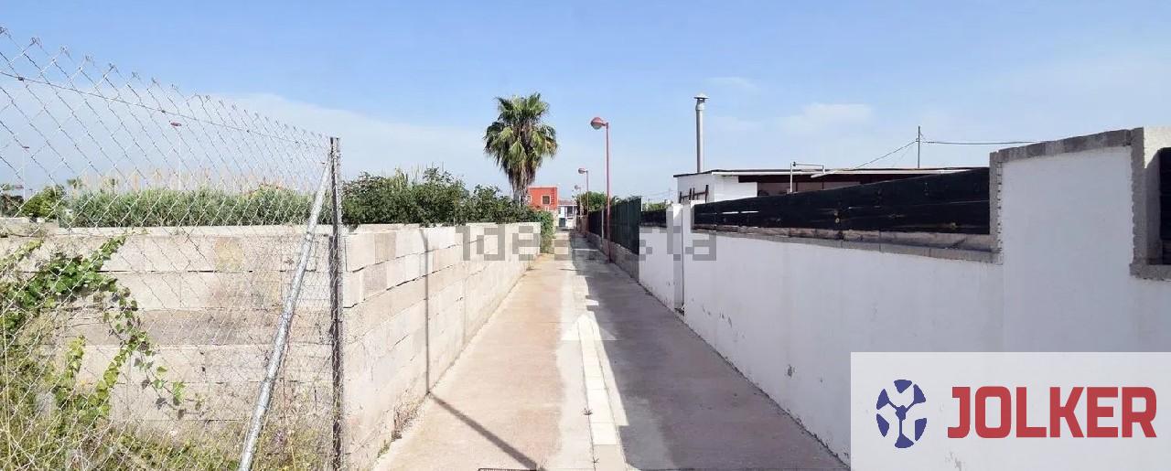 For sale of land in Burriana