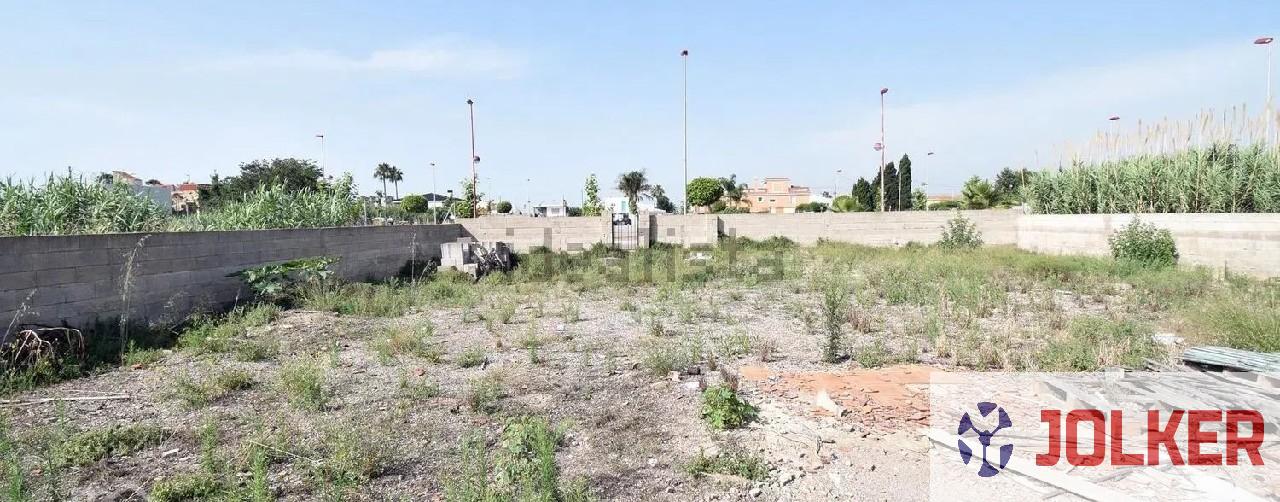 For sale of land in Burriana