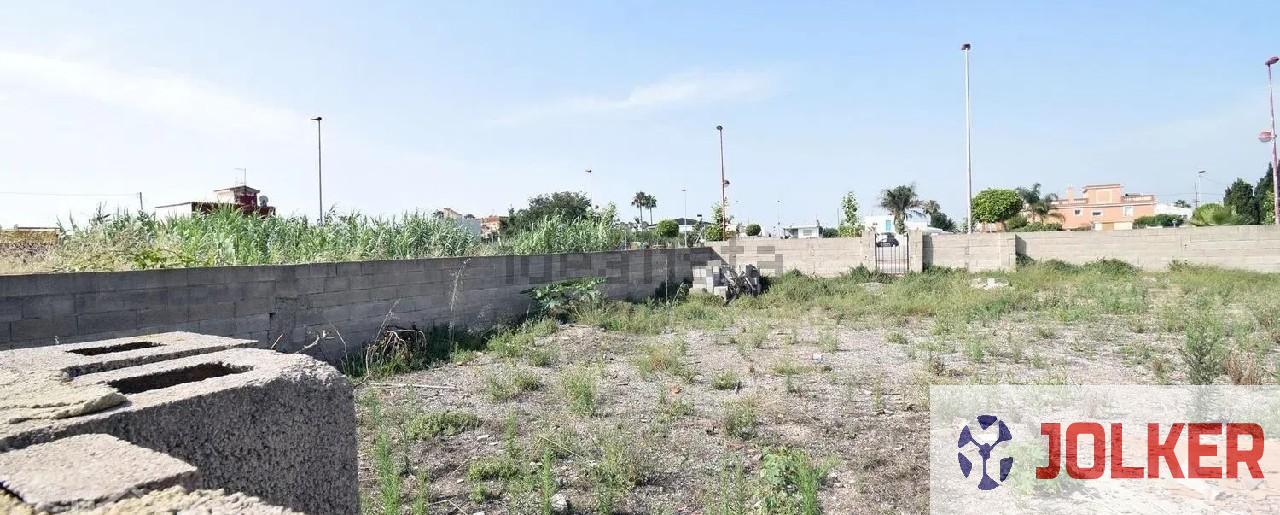 For sale of land in Burriana