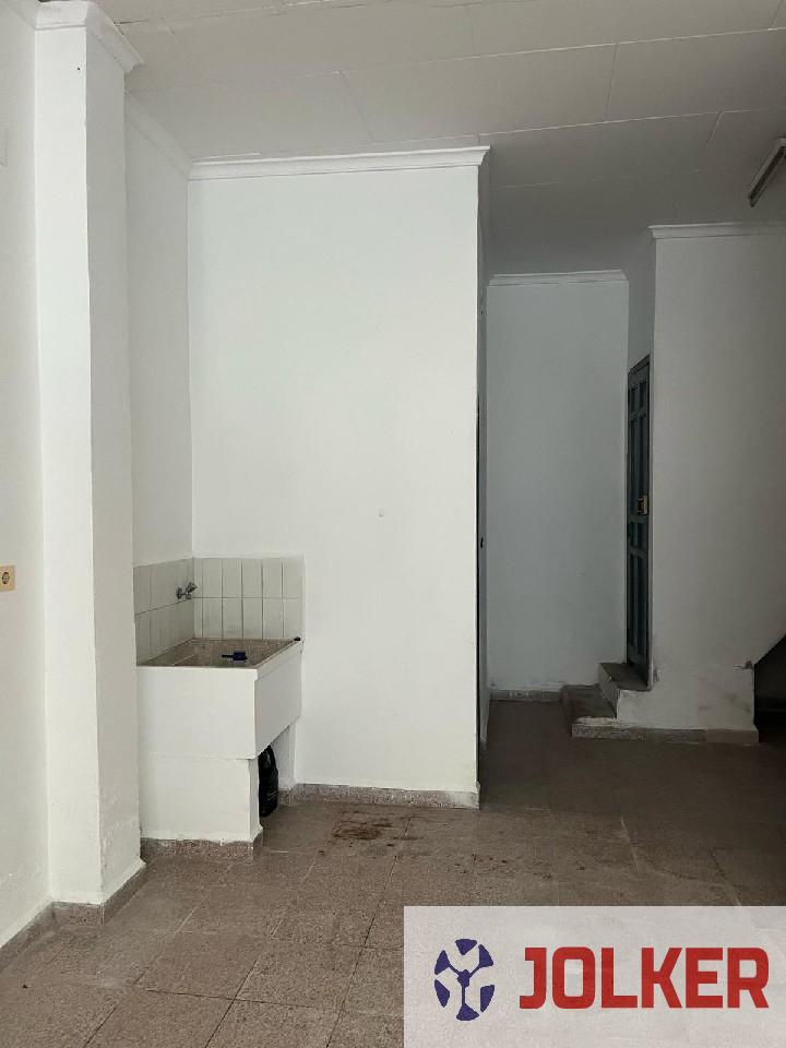 For sale of commercial in Burriana