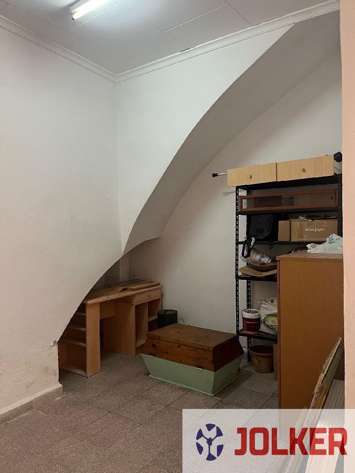 For sale of commercial in Burriana