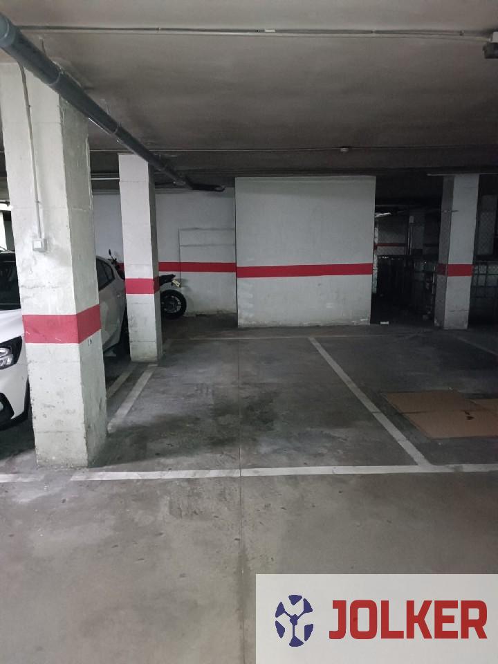 For sale of garage in Burriana