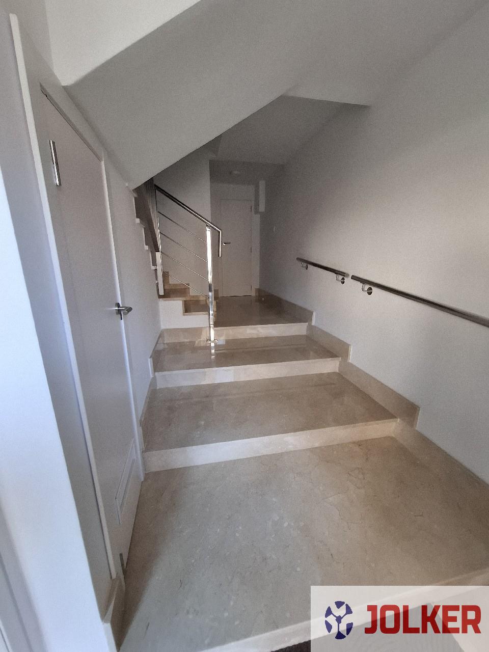 For sale of commercial in Burriana
