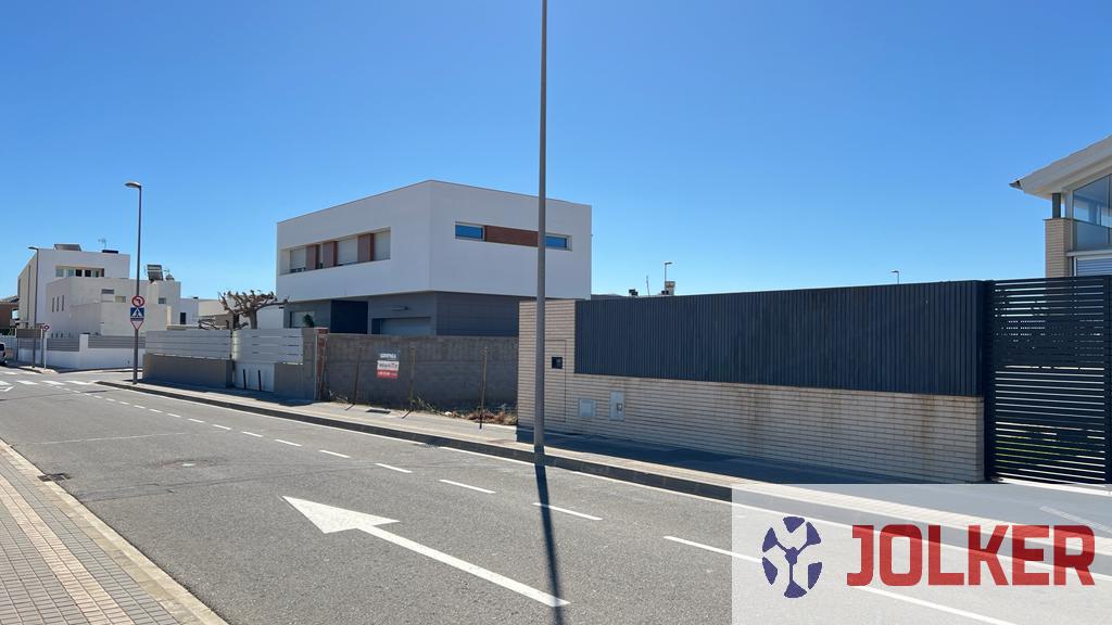 For sale of land in Burriana