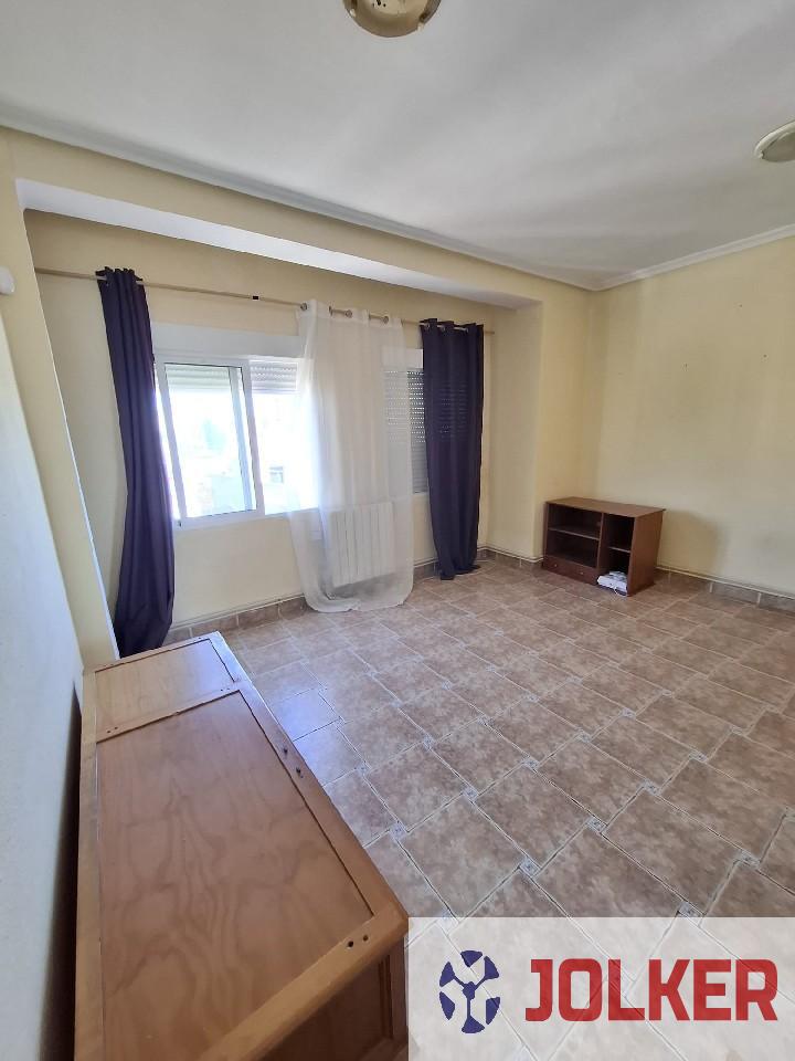 For sale of flat in Burriana