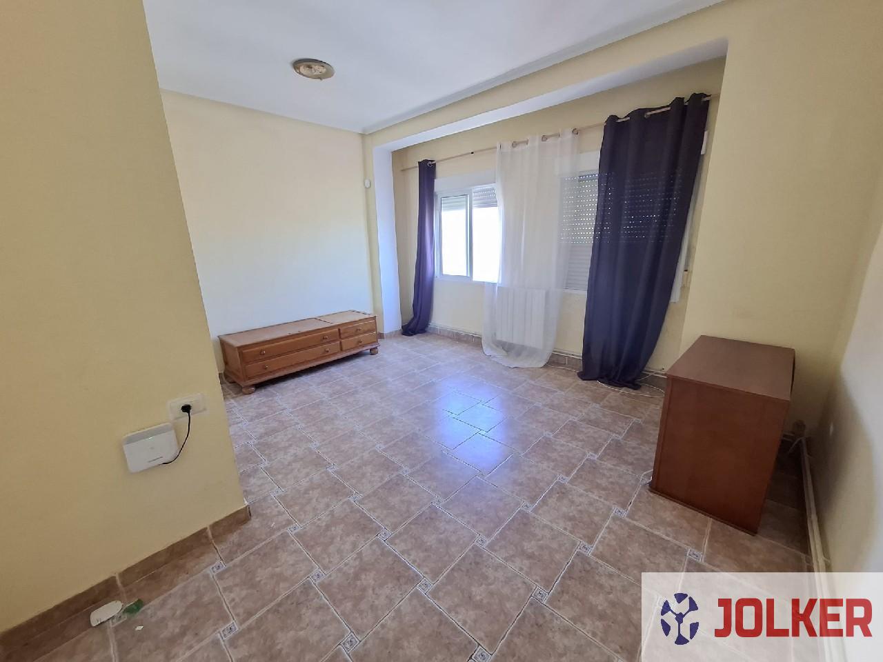 For sale of flat in Burriana