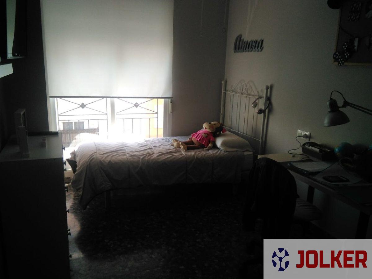 For sale of flat in Burriana