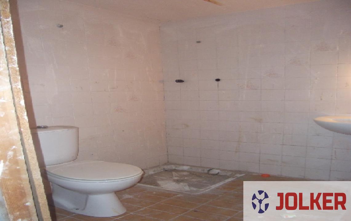 For sale of commercial in Burriana