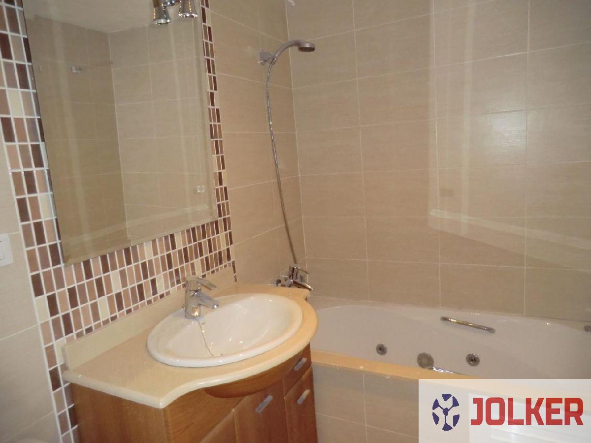 For sale of flat in Burriana