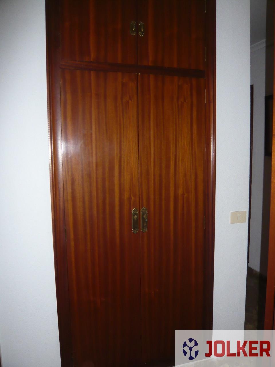For sale of flat in Burriana