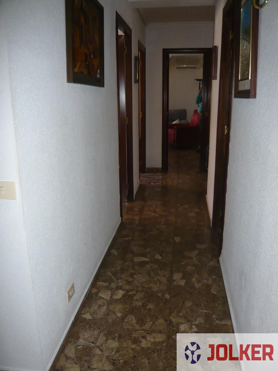 For sale of flat in Burriana