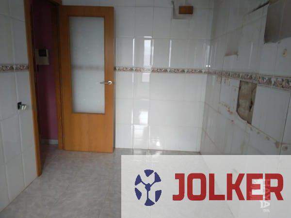 For sale of flat in Burriana