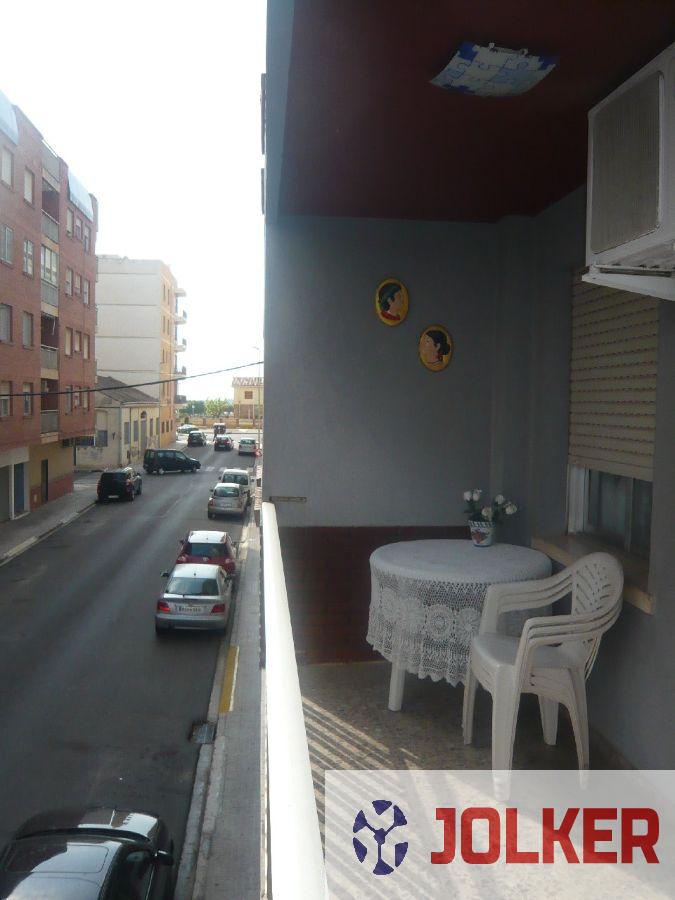 For sale of flat in Burriana