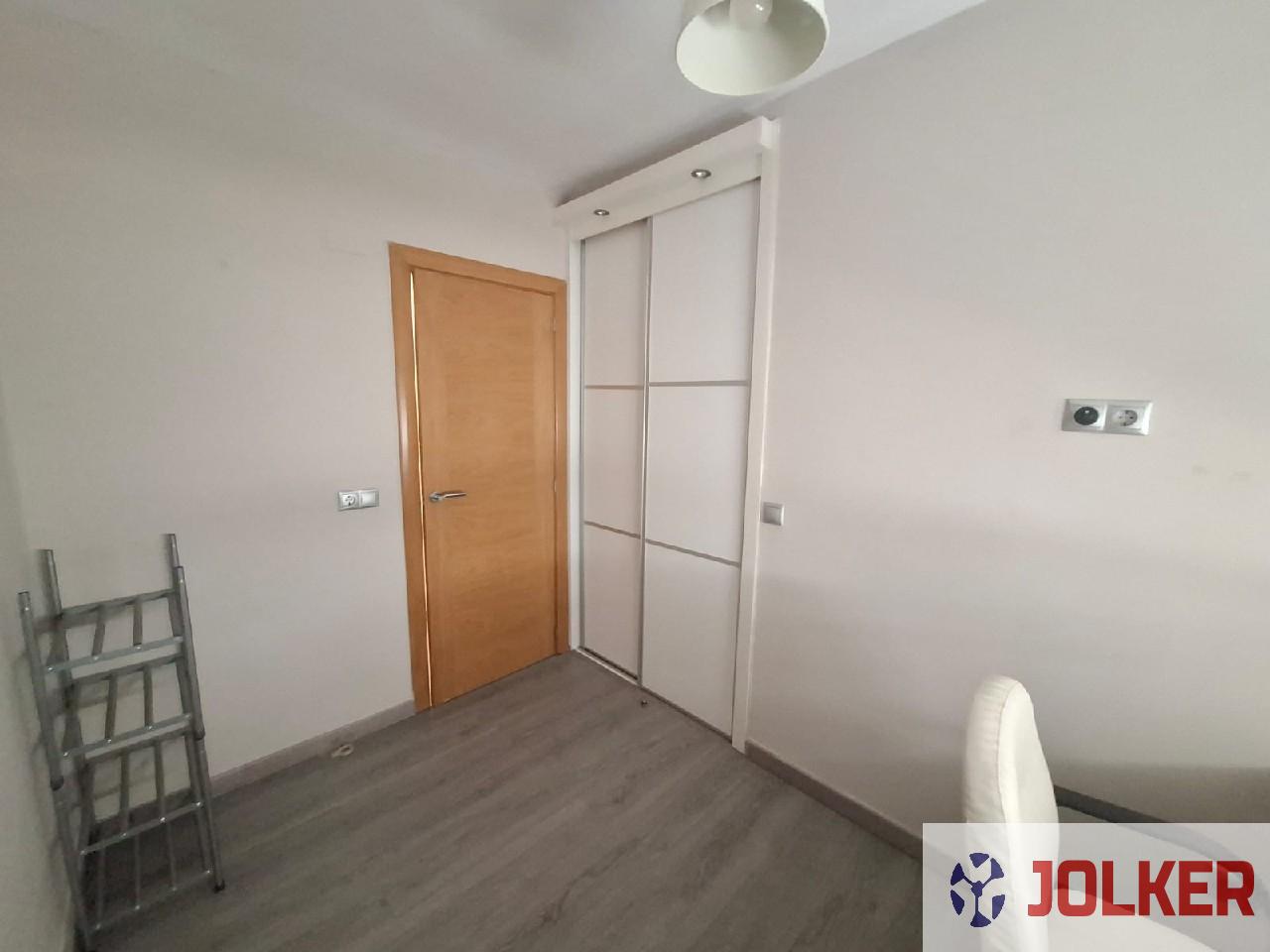 For sale of flat in Burriana