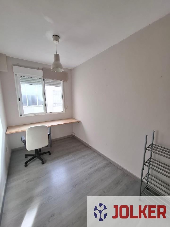 For sale of flat in Burriana