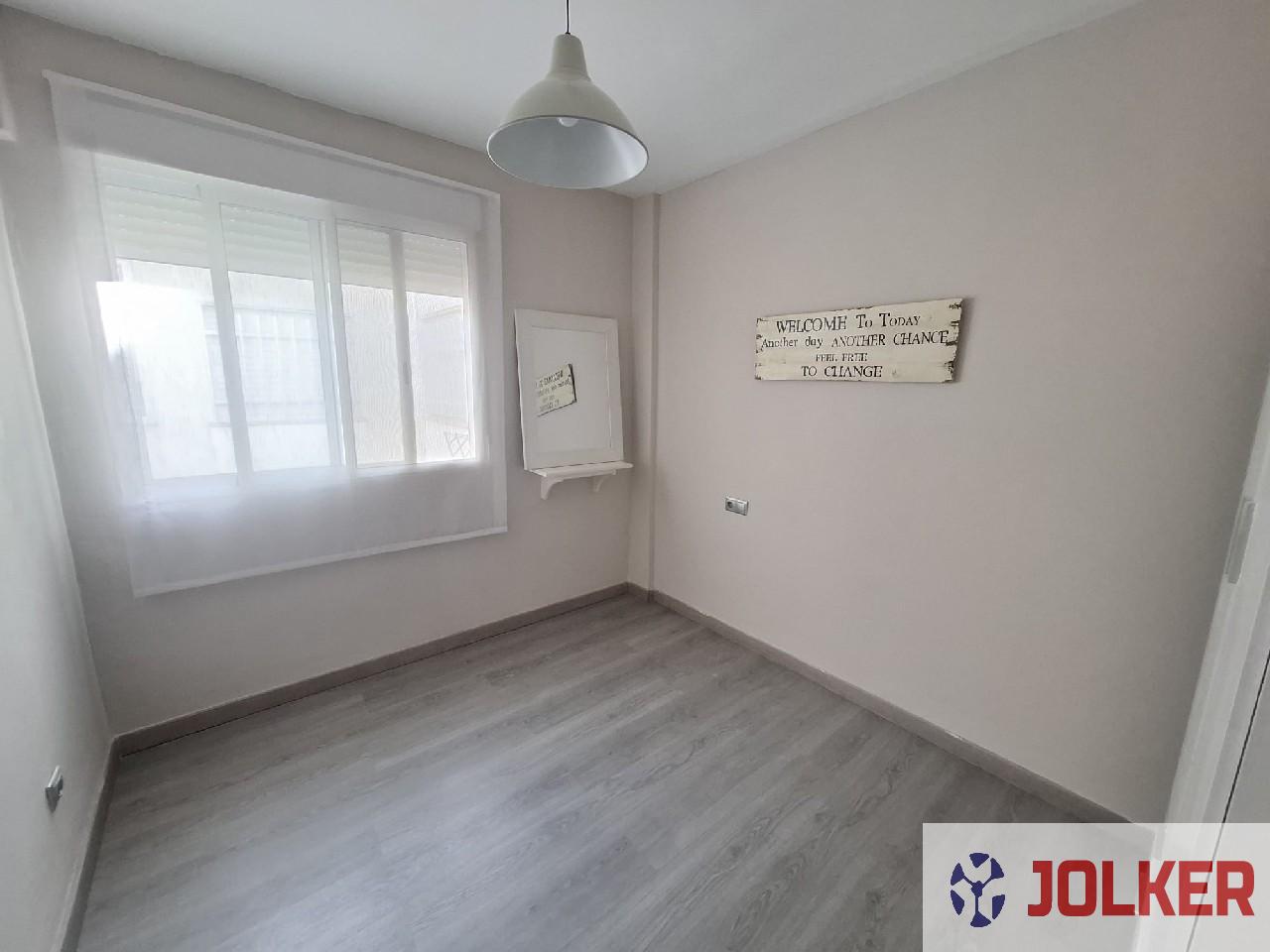 For sale of flat in Burriana