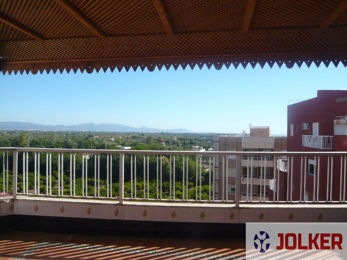For sale of penthouse in Burriana