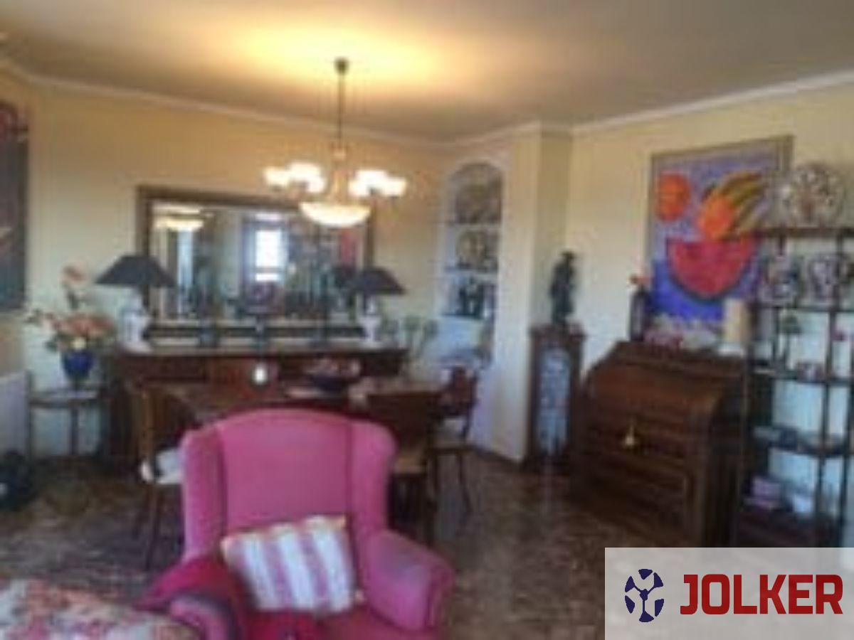 For sale of flat in Burriana