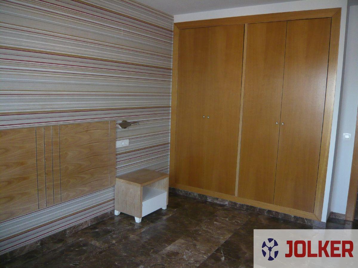 For sale of flat in Burriana
