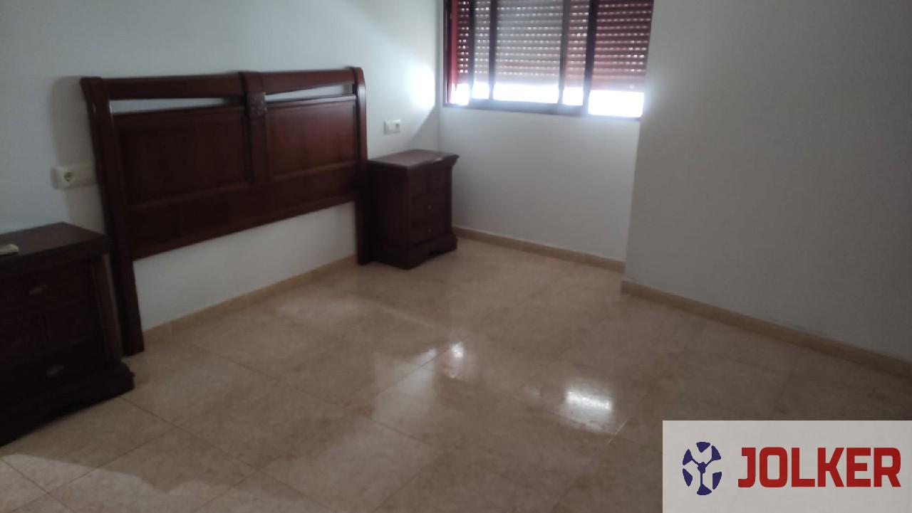 For sale of flat in Burriana