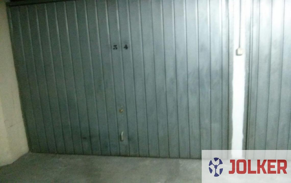 For sale of garage in Burriana