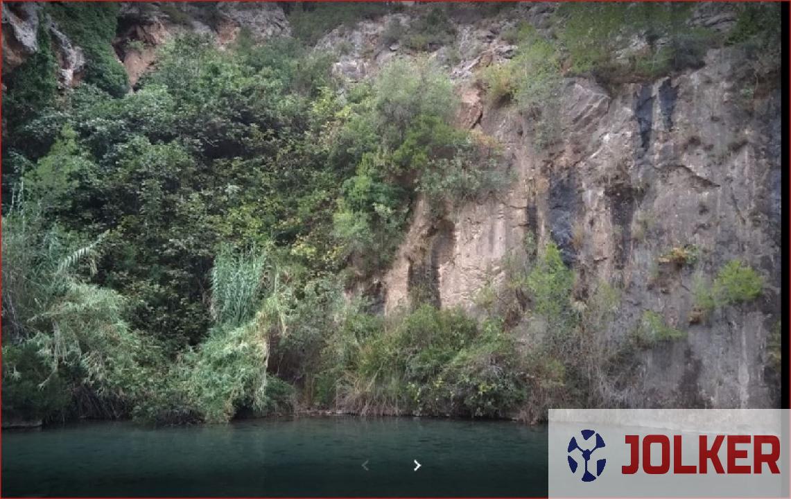 For sale of land in Montanejos