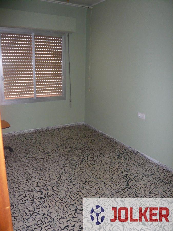 For sale of flat in Burriana