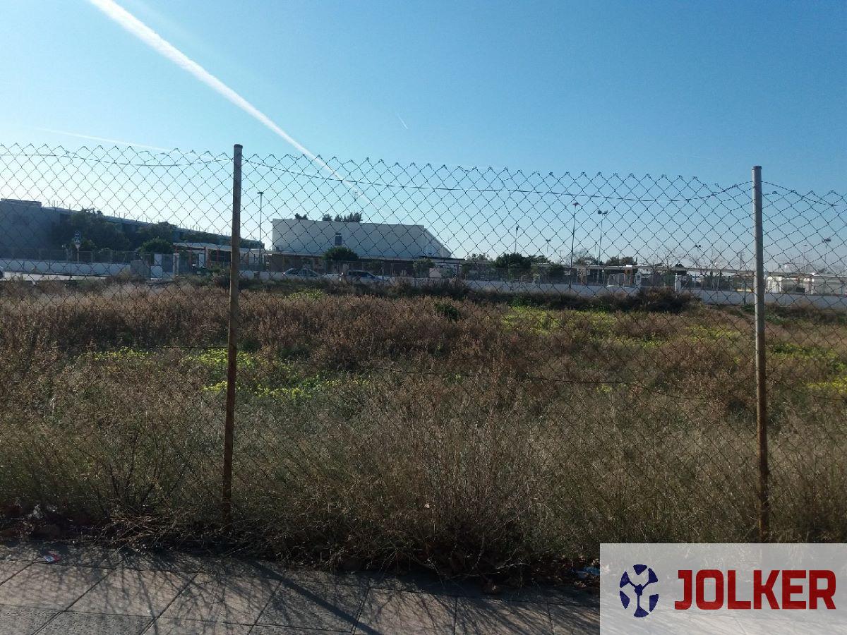 For sale of land in Burriana