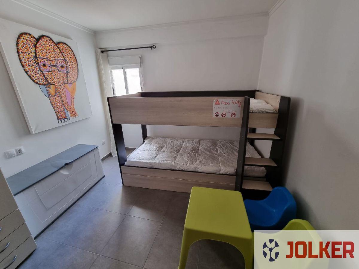 For sale of flat in Burriana