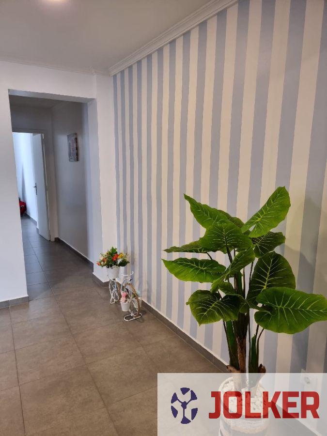 For sale of flat in Burriana