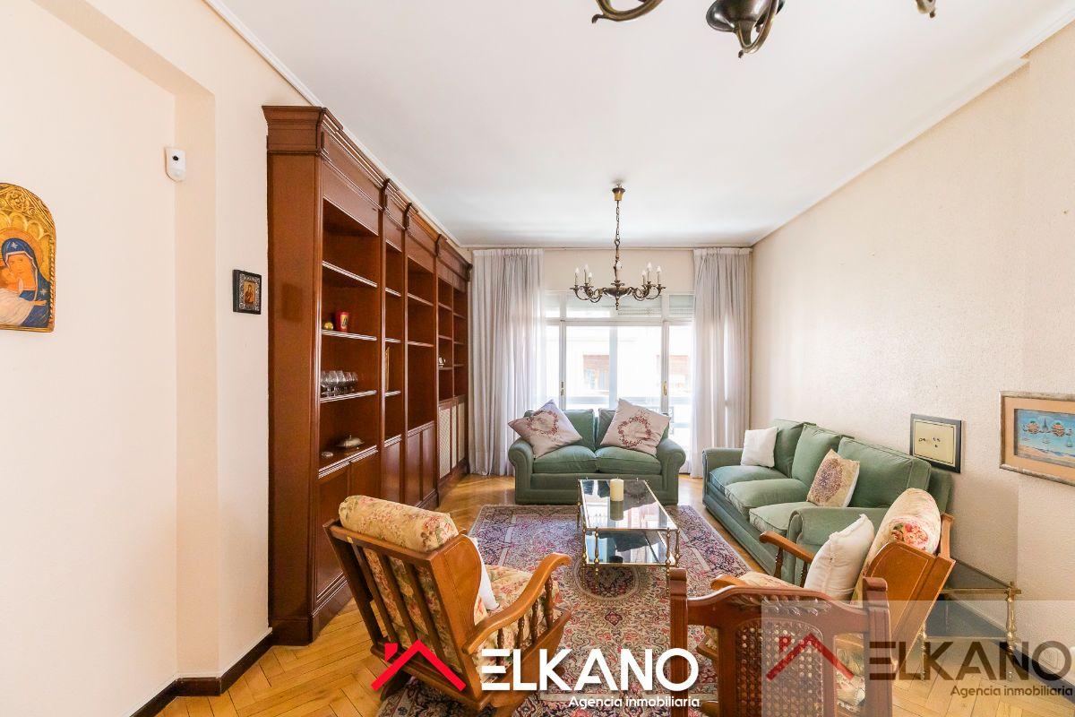 For sale of apartment in Bilbao