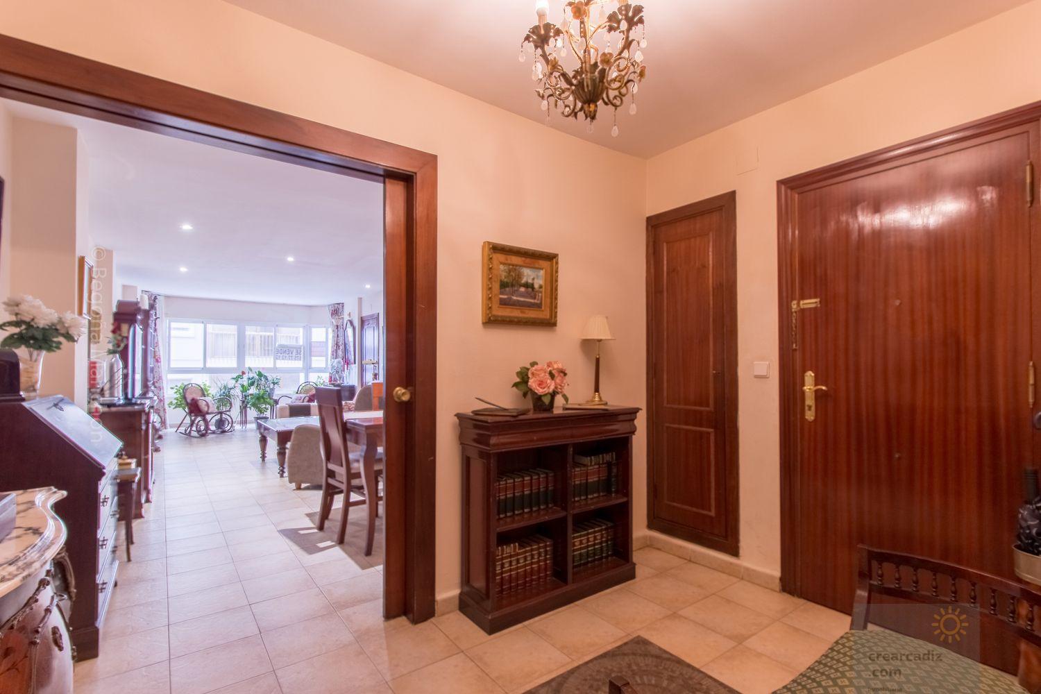 For sale of flat in Cádiz