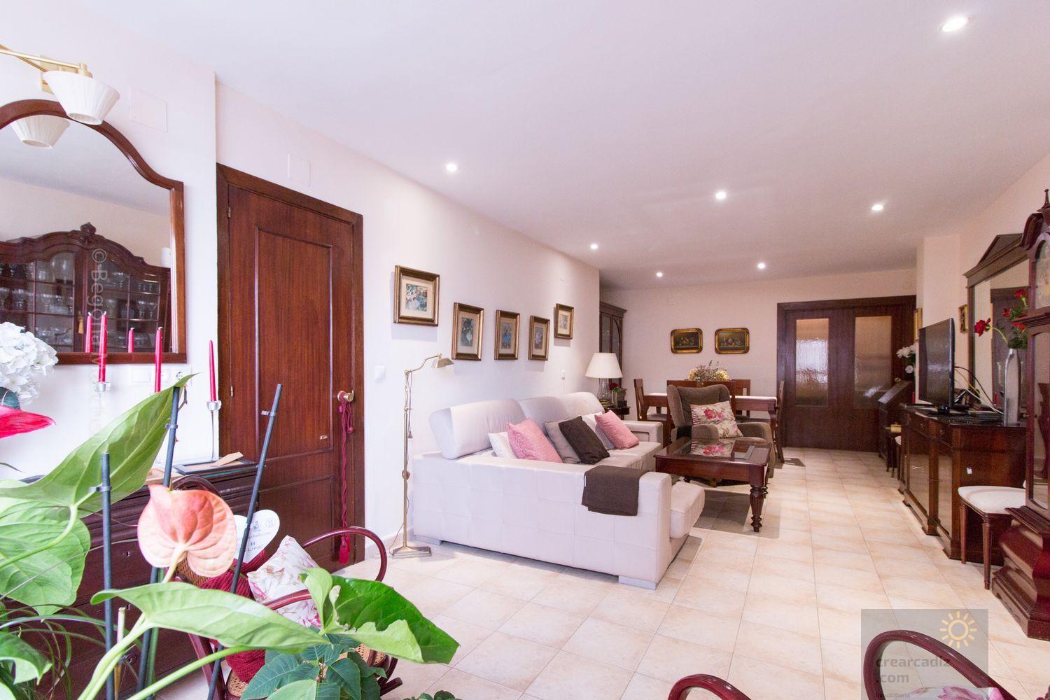 For sale of flat in Cádiz