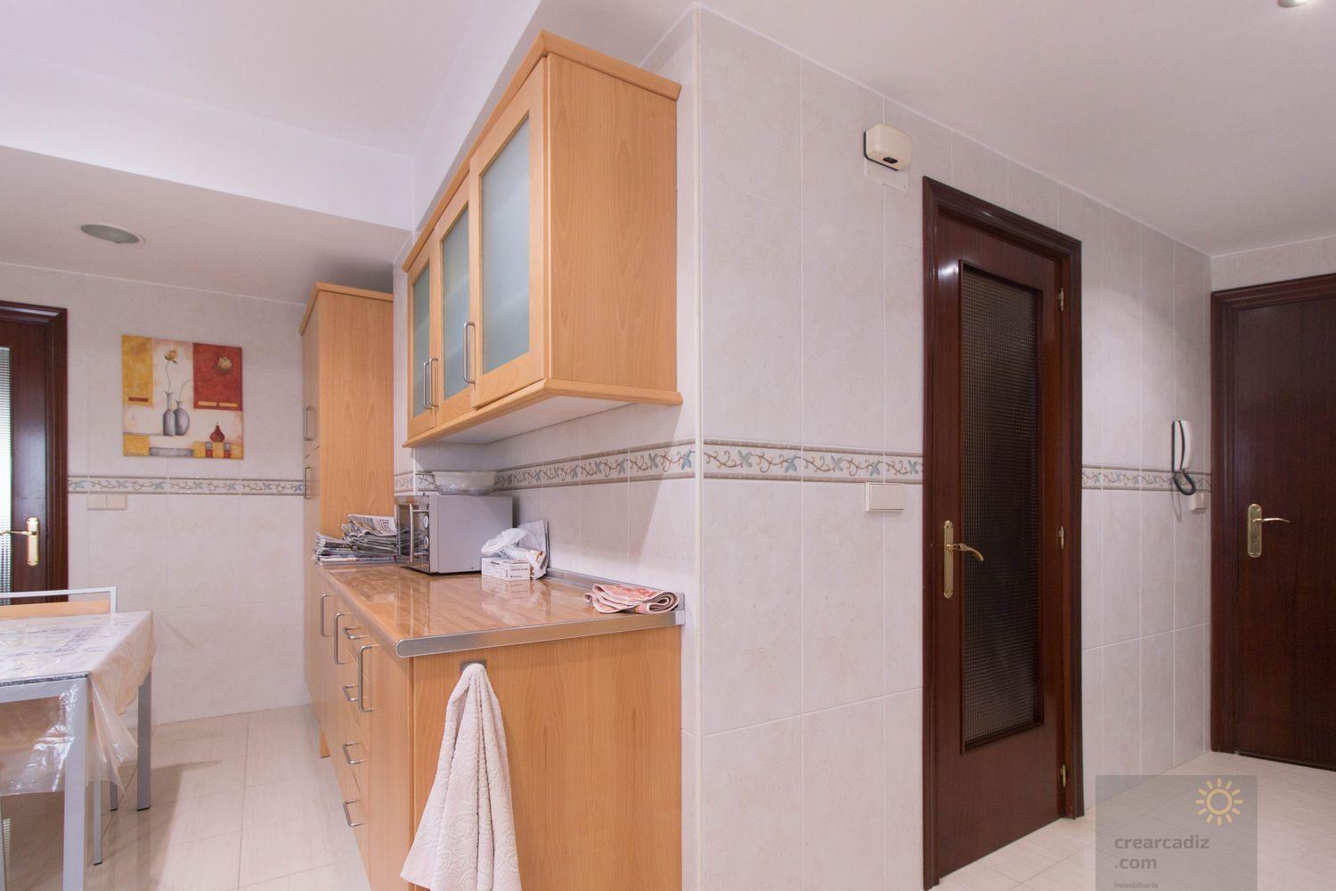 For sale of flat in Cádiz