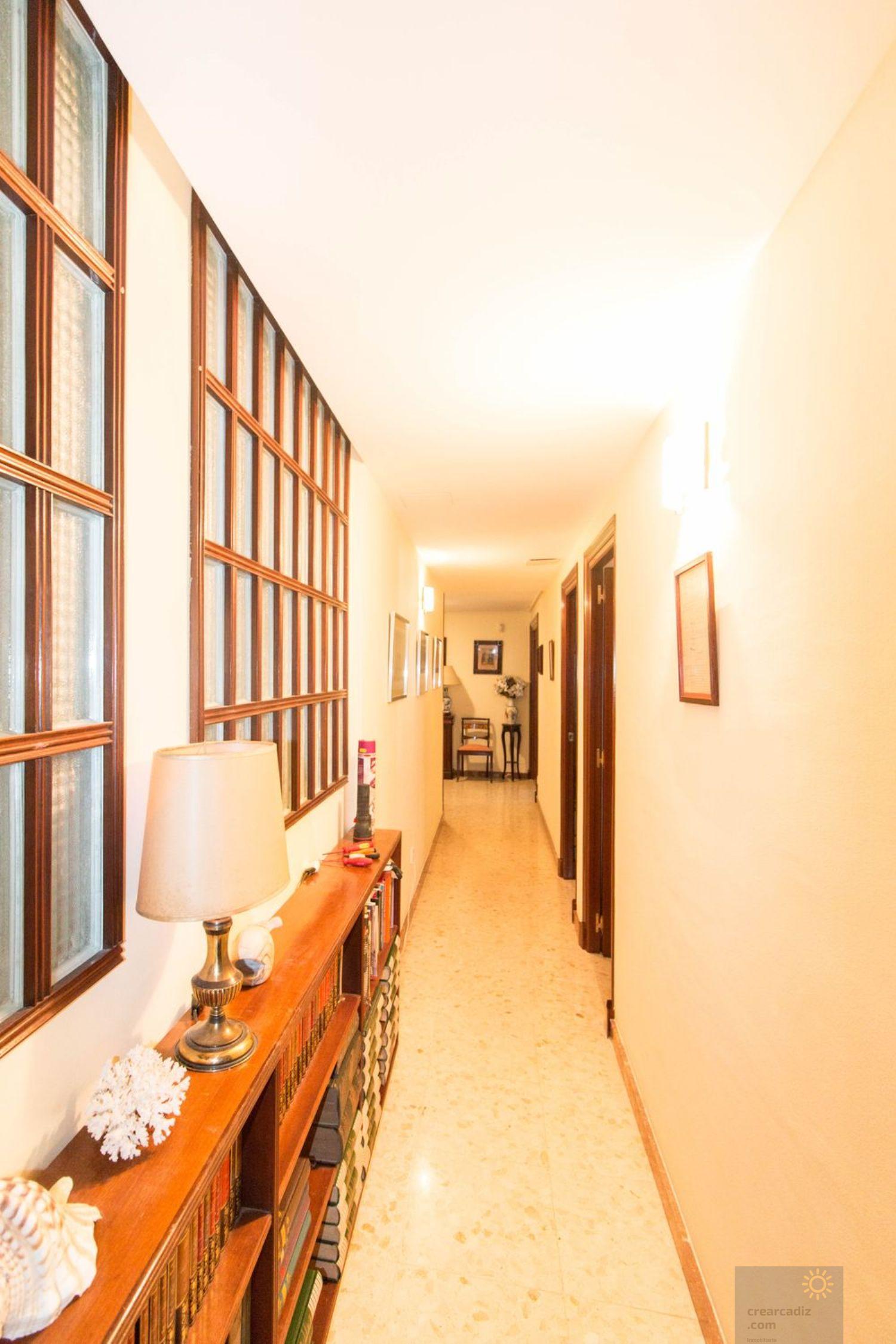 For sale of flat in Cádiz