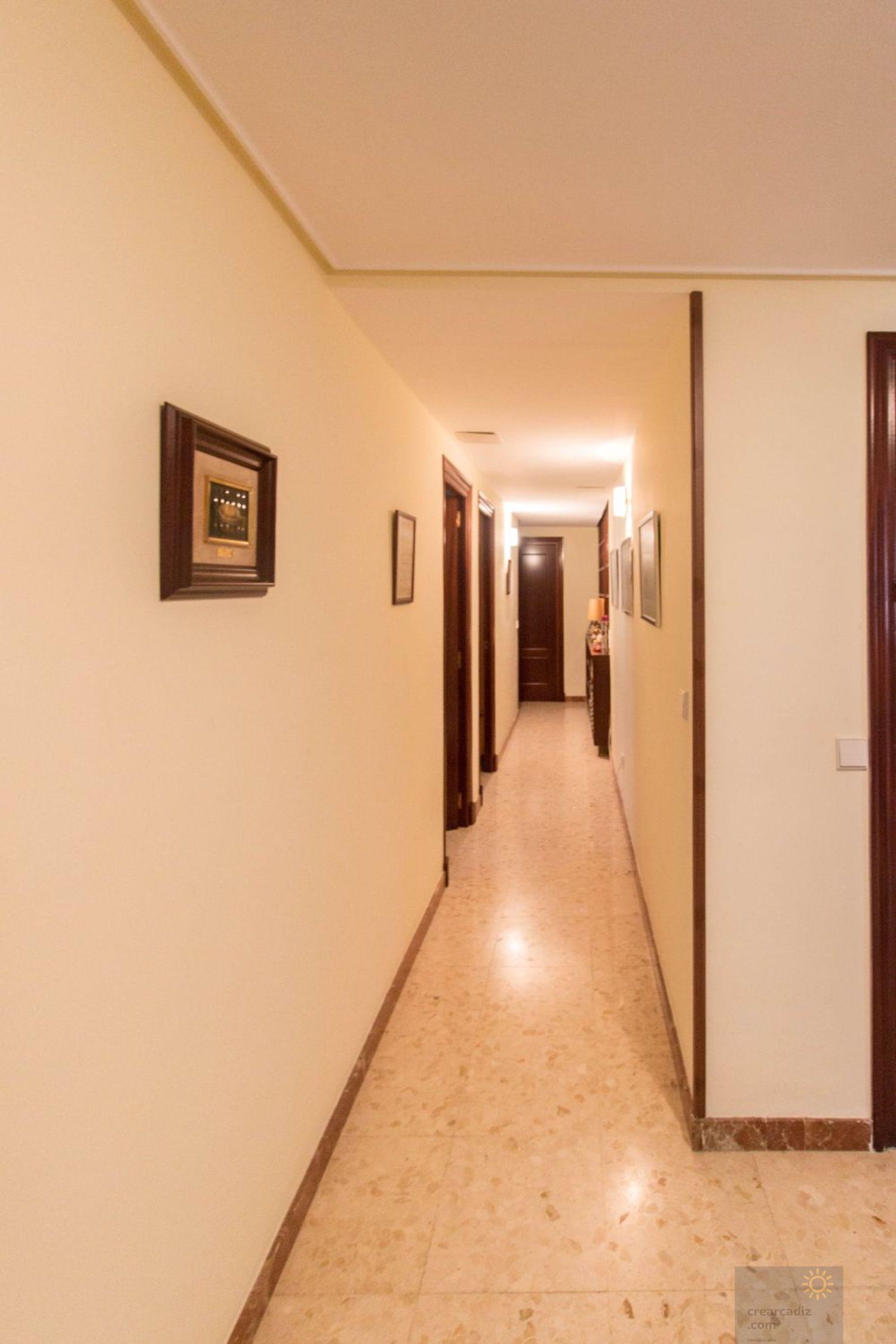 For sale of flat in Cádiz