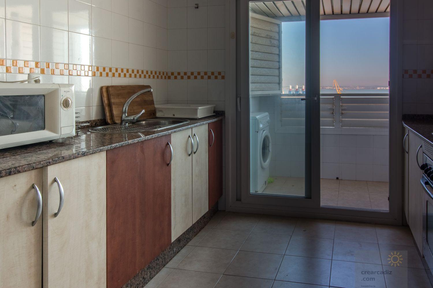 For sale of flat in Cádiz