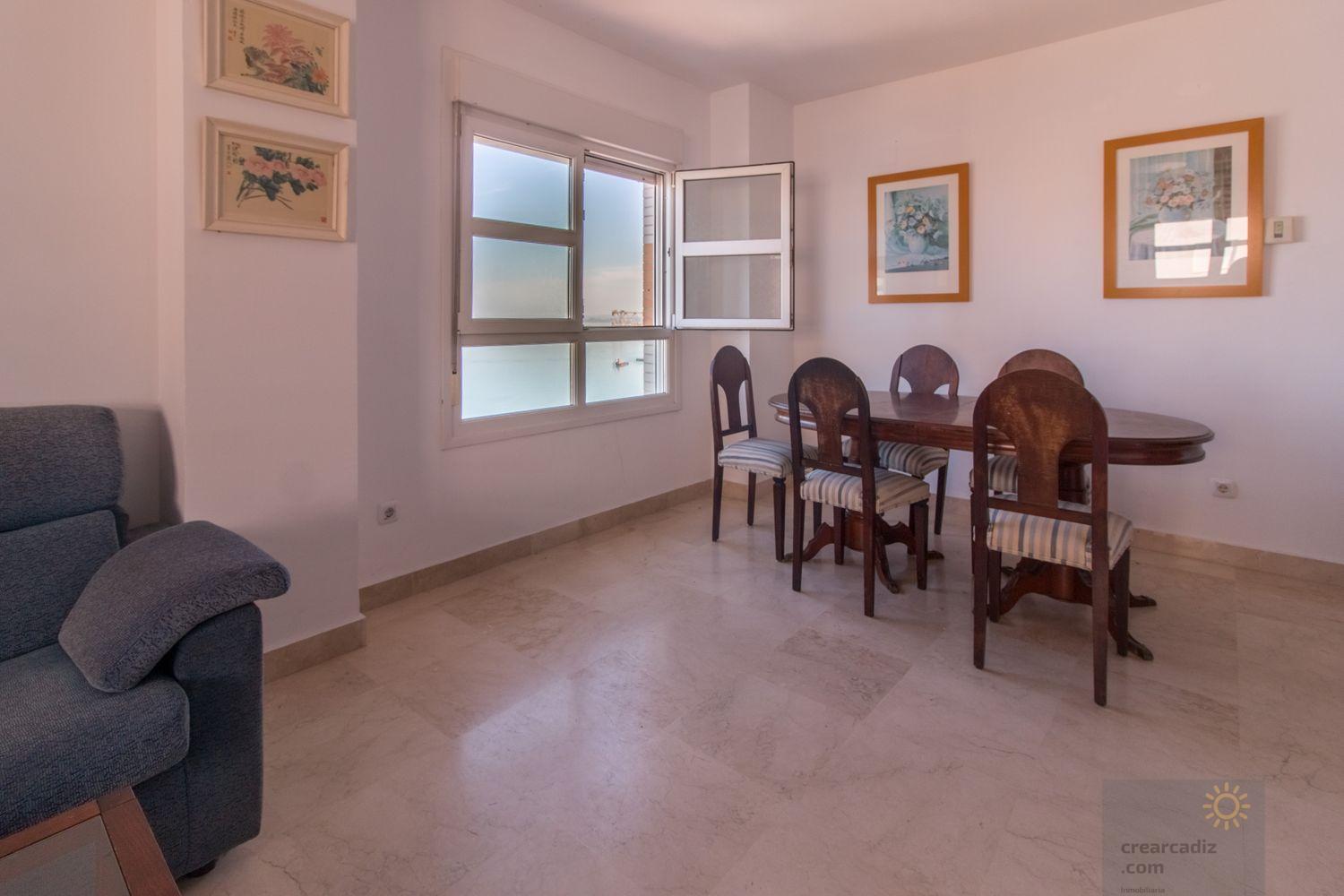 For sale of flat in Cádiz