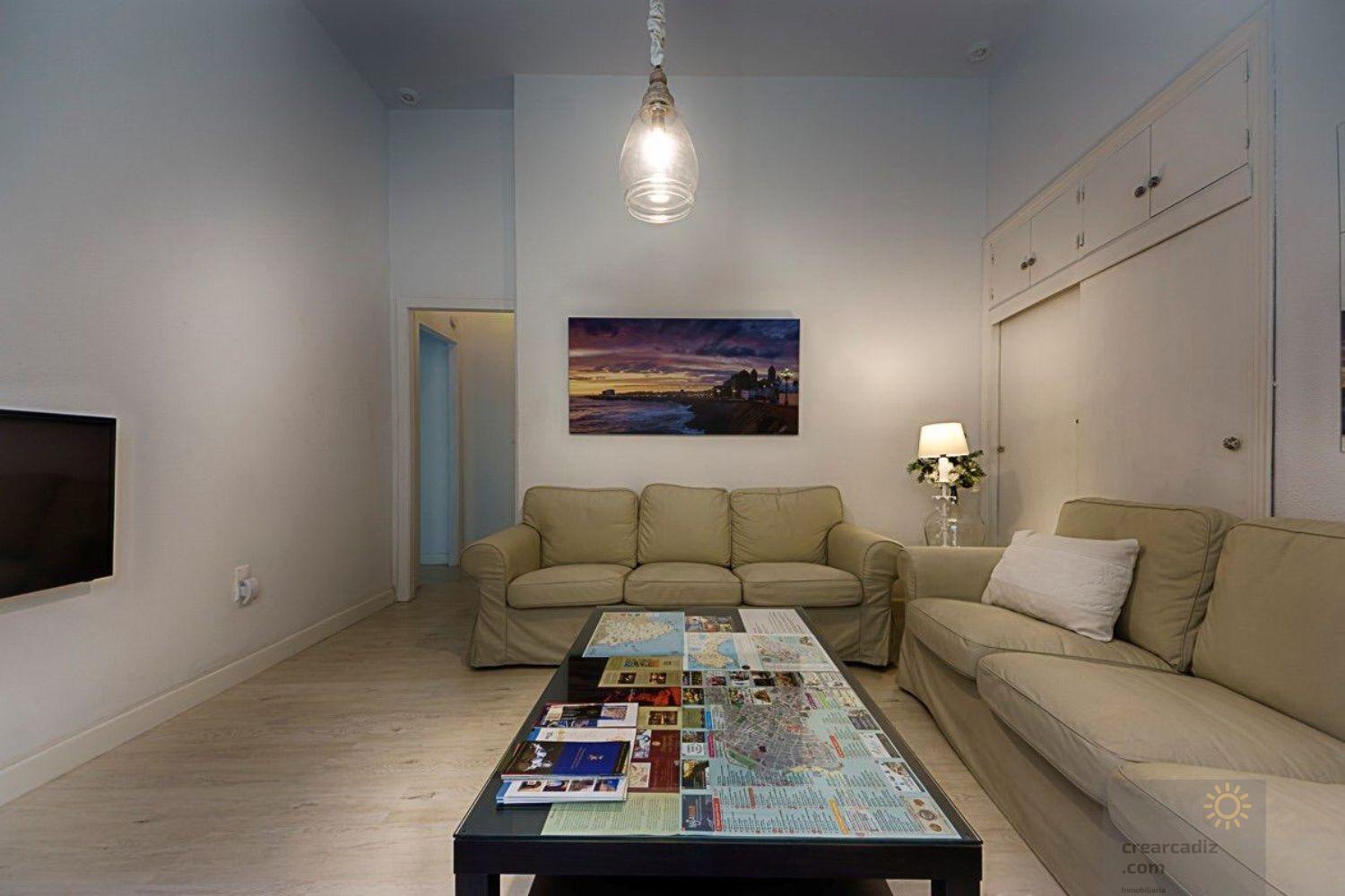 For sale of flat in Cádiz