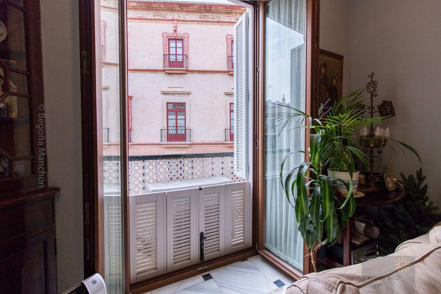 For sale of flat in Cádiz