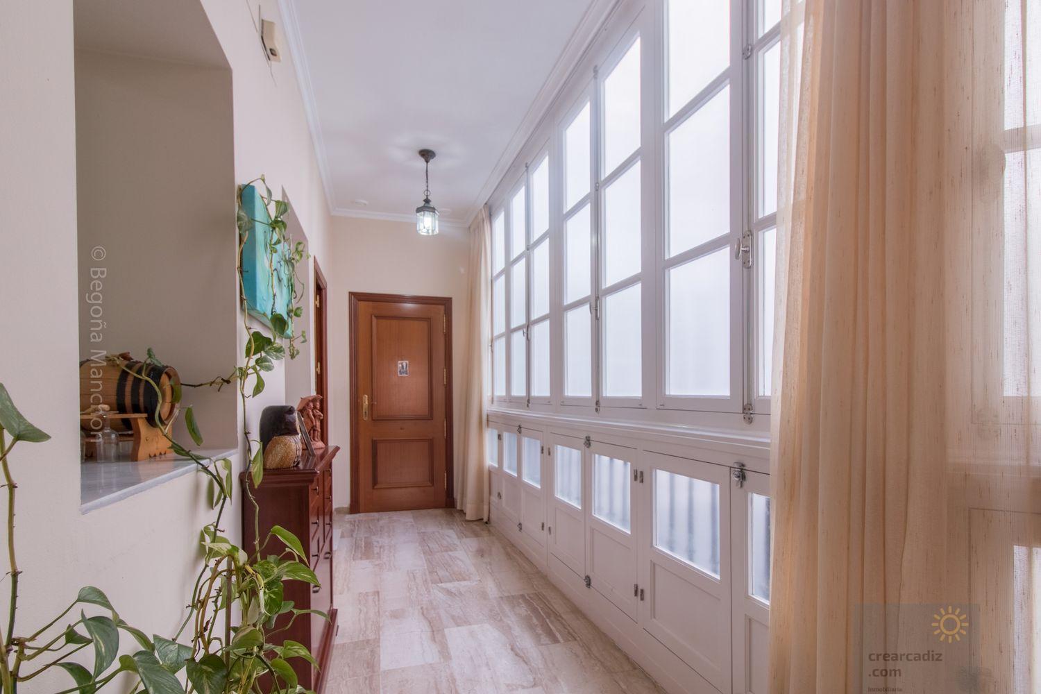 For sale of flat in Cádiz