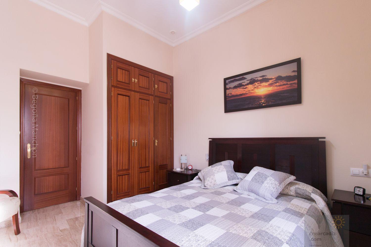 For sale of flat in Cádiz