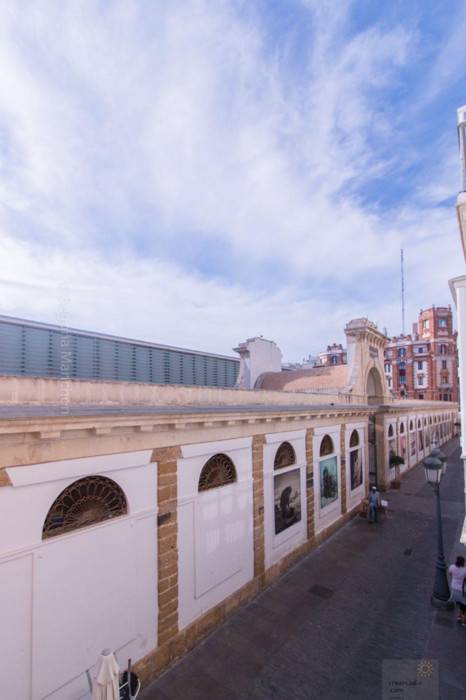 For sale of flat in Cádiz