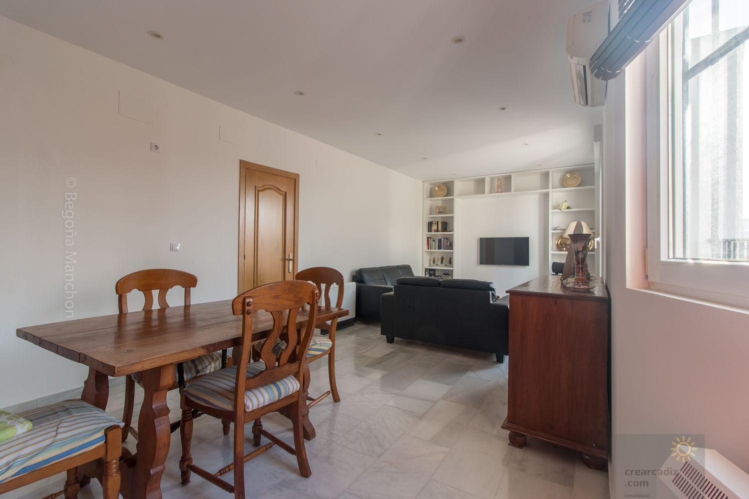 For sale of flat in Cádiz